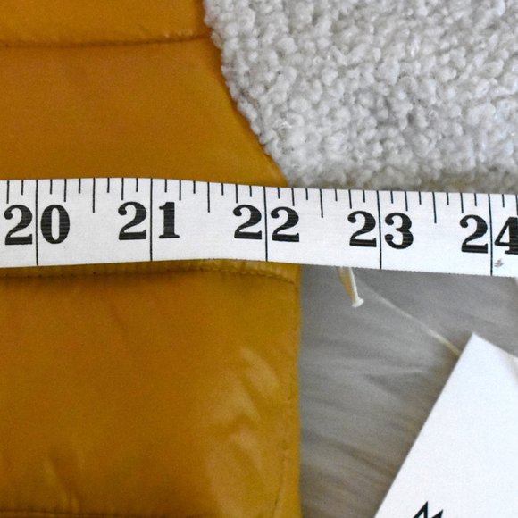 MOTHER | The Sher-Puff Zip Pullover in Inka Gold - Picture 14 of 16